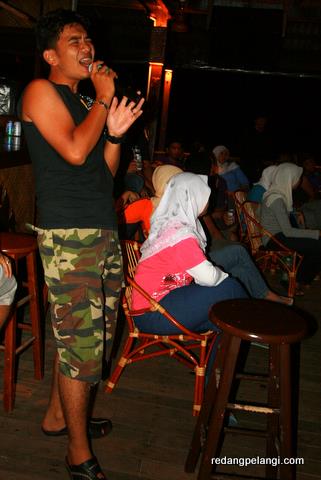 Redang Pelangi Karaoke